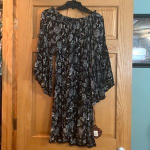 Knox Rose paisley off the shoulder dress